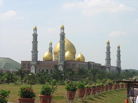 masjid-kubah-emas1